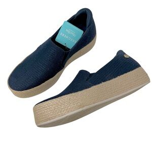 Martha Stewart Skechers BOBS Sesame By The Bay espadrilles
Shoes size 6 Navy New